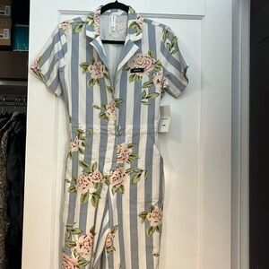 RVCA Blue and White Floral Top